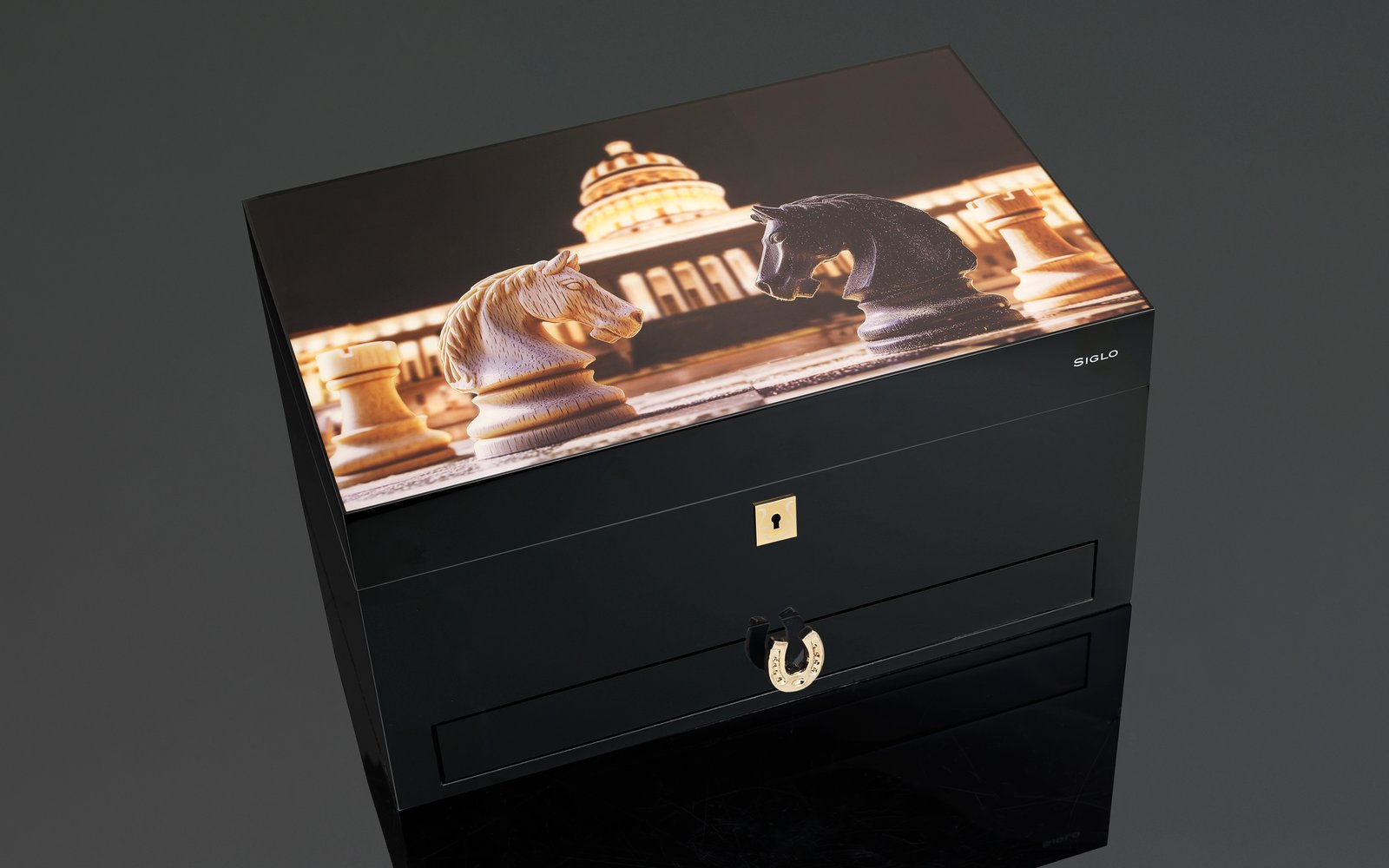 The Knight Humidor